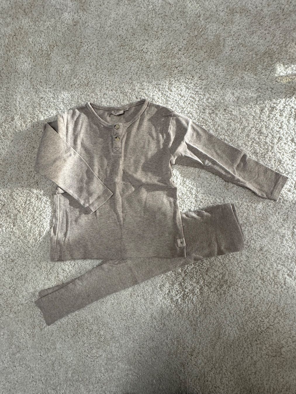 Wheat Kleiderpakete & -sets: SET Wheat Pullover+Leggings beige 110 – Gebraucht aus Gommiswald von S-Racer-S