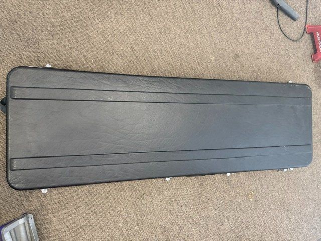 Valises de voyage: Instrumentenkoffer – D'occasion à Uster par Niclas3