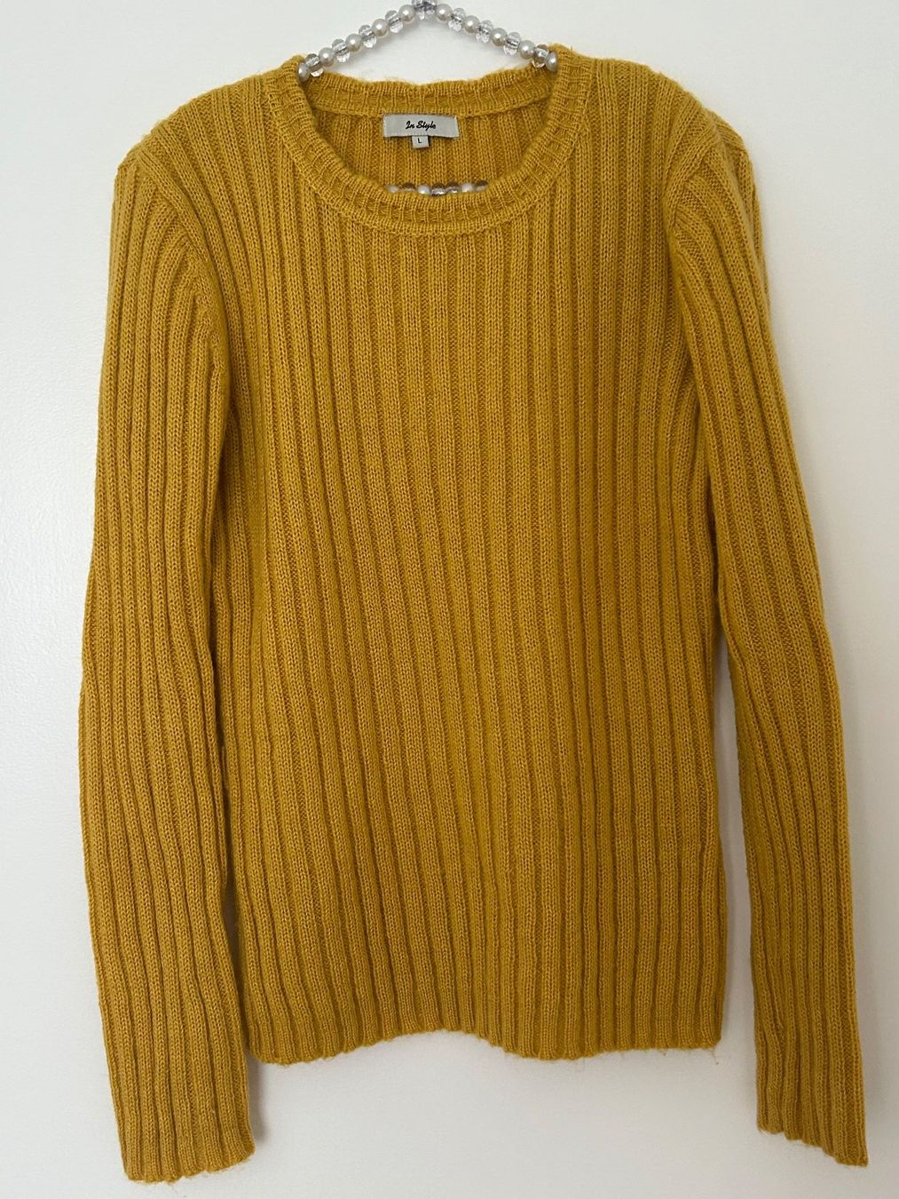 Maglioni & Felpe: Senfgelber Strickpullover von In Style, Grösse L,15%Mohair – Usato da Horn venduto da Resvi