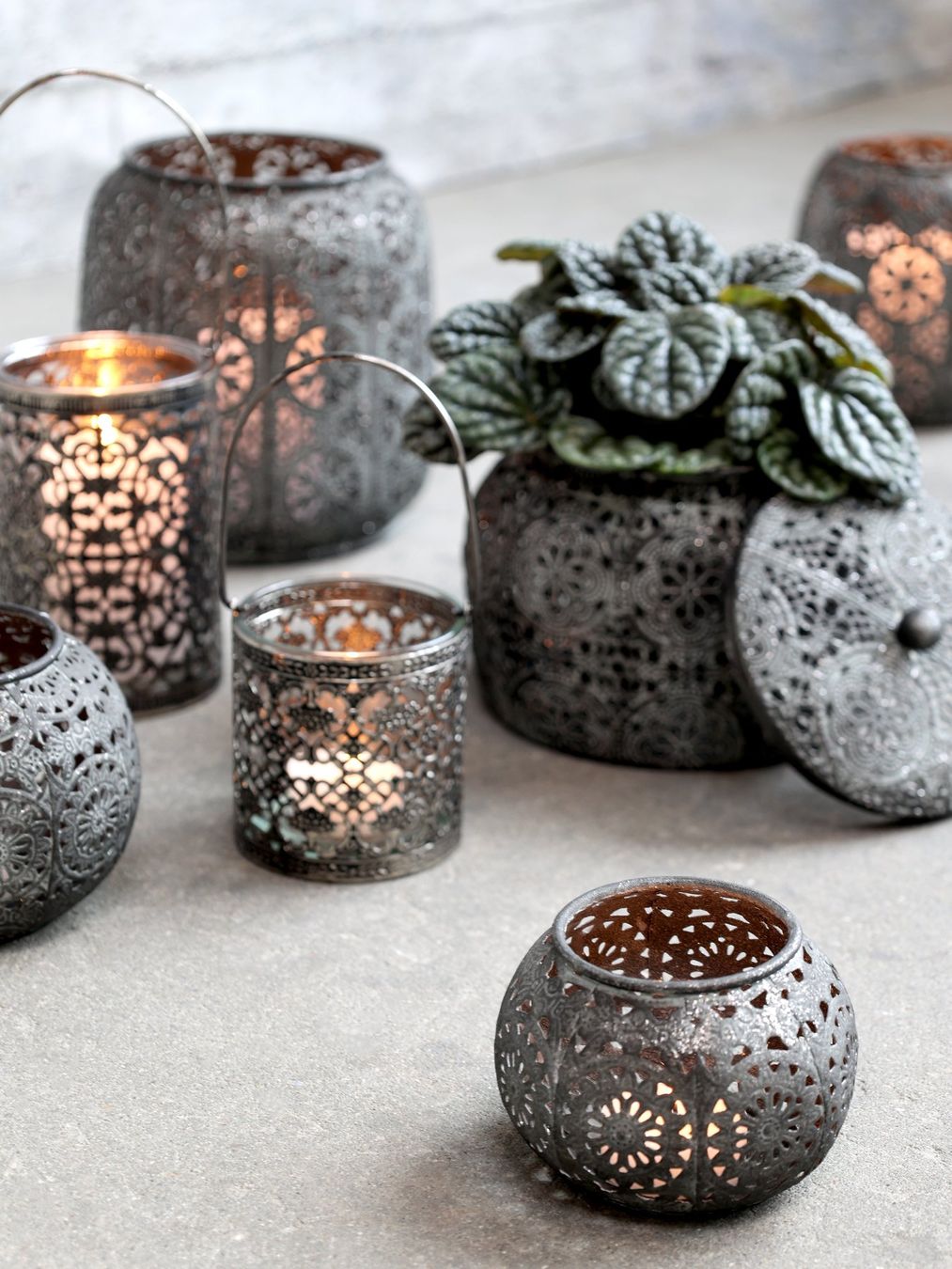 Altro in Decorazioni & Accessori: "Vire" Box mit Deckel, Höhe 13,5 cm – Nuovo e nell'imballaggio originale da Innertkirchen venduto da Glatthard-Interior 2