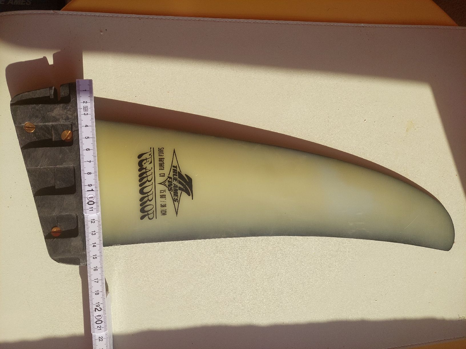 Surfboards & Schwimmbrette: Finne Windsurf 38 cm Turtle box – Gebraucht aus Sion von ricmauro1
