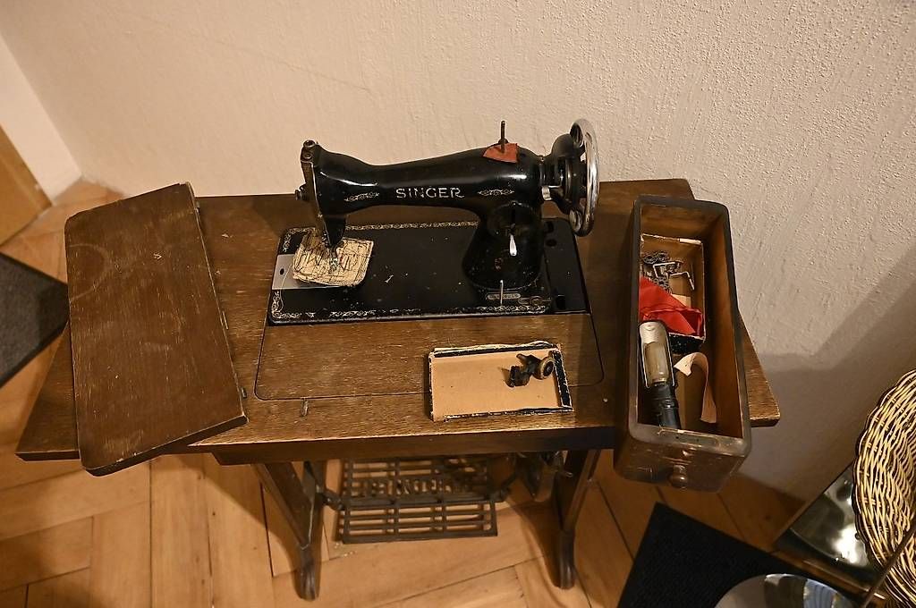 Toutes les décorations: antike Singer Nähmaschine – D'occasion à Zunzgen par retli33 3