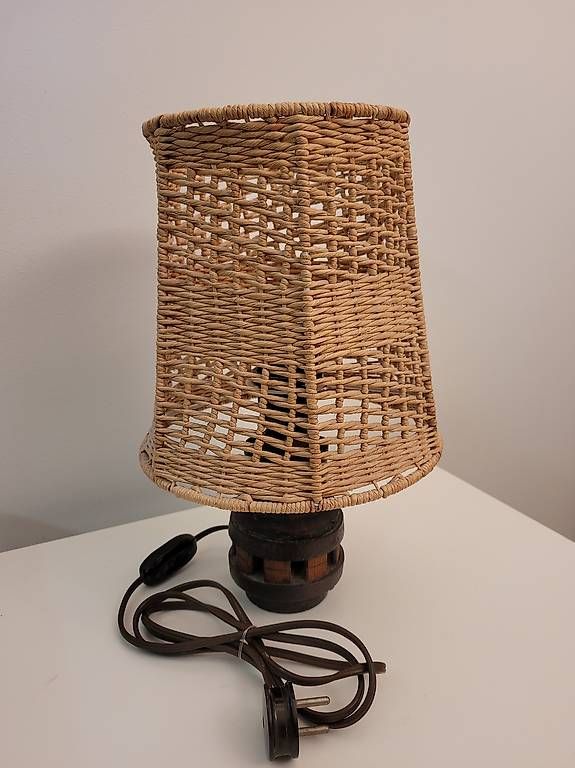 Lampade: Tischleuchte mit Radnabe alt – Usato da Zofingen venduto da Loop_ReSale 8
