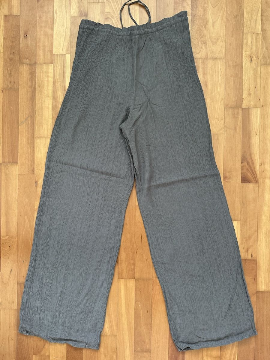 Zara Hosen: olivgrüne Stoffhose – Gebraucht aus Romanshorn von ila_2nzf 1