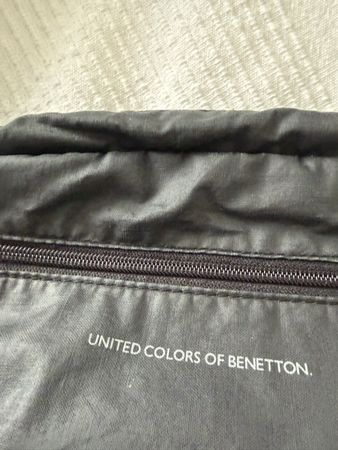 "BENETTON" TASCHE SCHWARZ, KLEIN & SUPER ALS 🎁