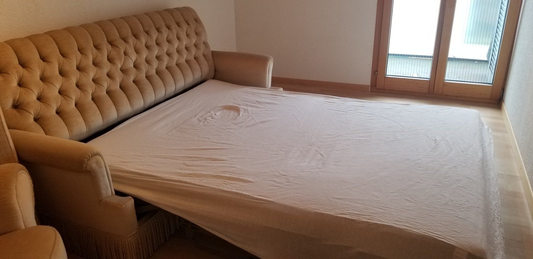 Divani: Bettsofa und Sessel, antik, sehr stabil, ein "Hingugker" – Usato da Menznau venduto da jul_l5bd 2