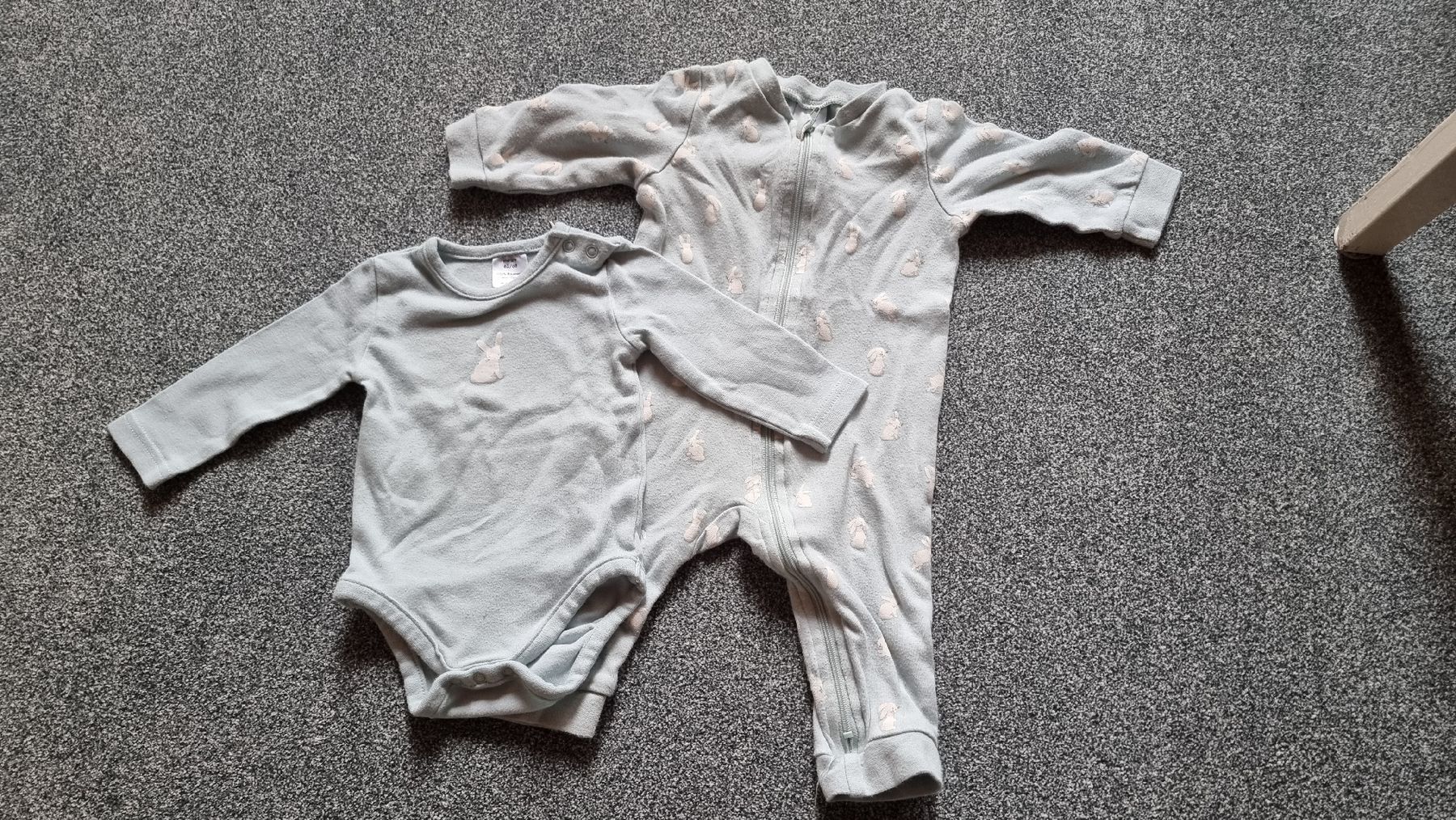 Pigiama & Simili: Pyjama et body 62 68 – Usato da Les Breuleux venduto da Mily1991