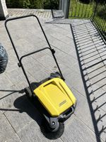 Kärcher Handkehrmaschine / Laubsauger