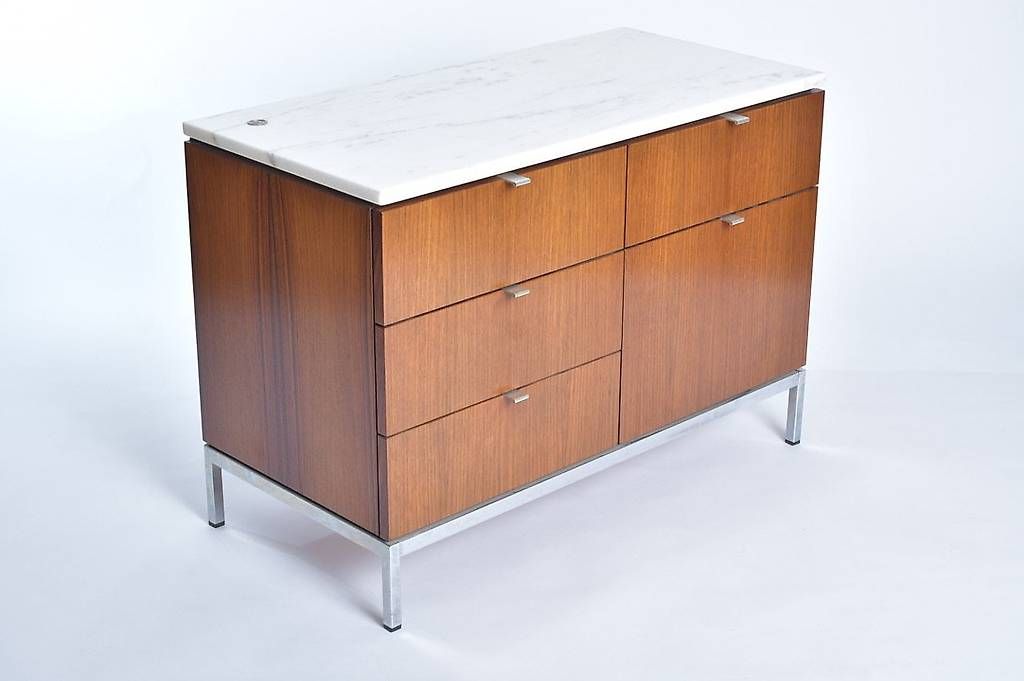 Cassettiere: Florence Knoll Sideboard – Usato da Zürich venduto da IndividumCH