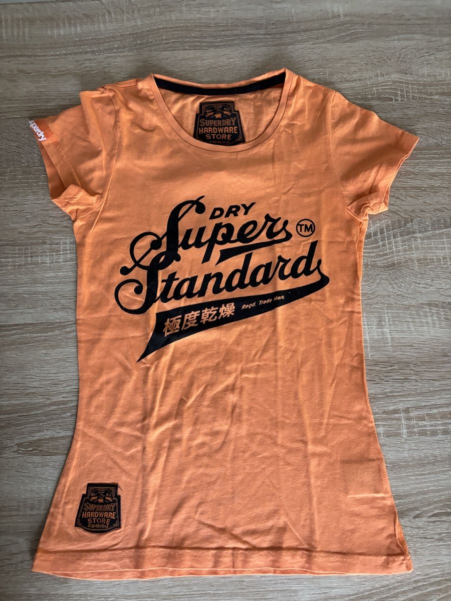 Superdry T-shirt: T-Shirt orange Superdry Gr S – Usato da Ebikon venduto da Regipe