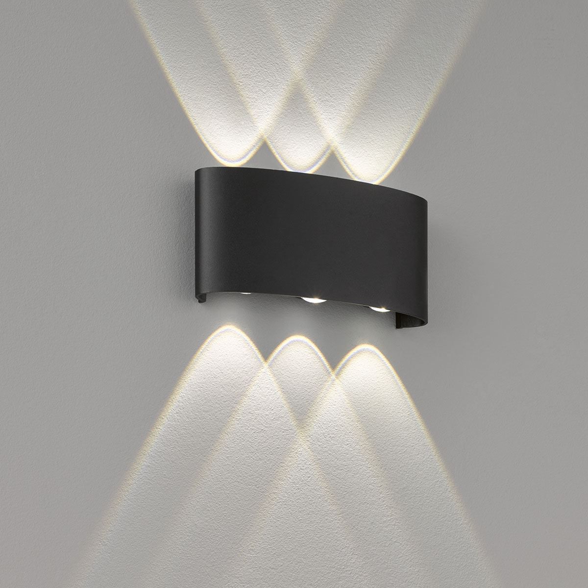 Lampen: LED Aussen Wandleuchte, 19 cm x 10 cm – Neu (gemäss Beschreibung) aus Kreuzlingen von Smart-Light