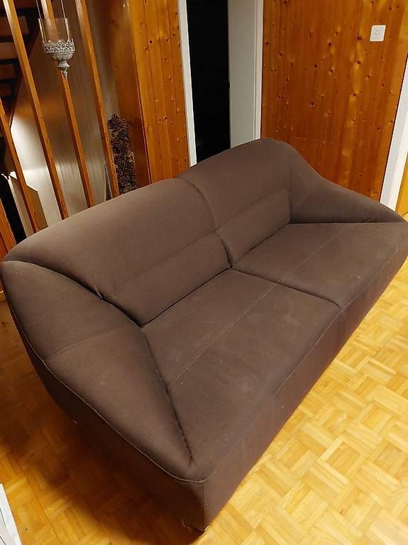 Divani: Sofa – Usato da Salmsach venduto da rala