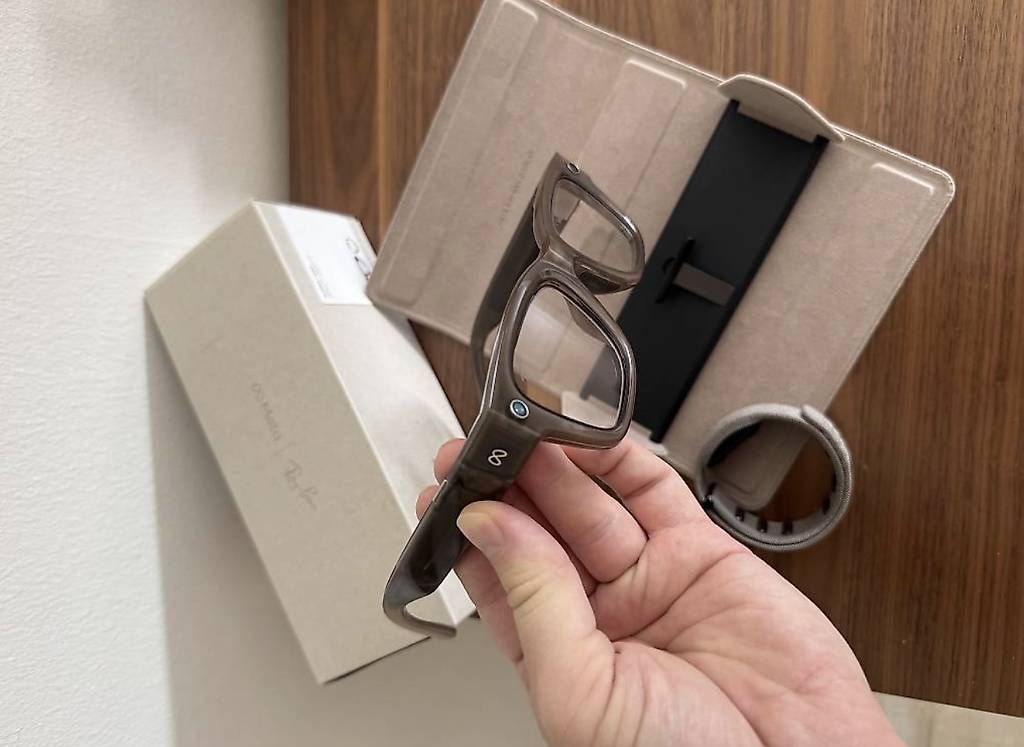 Occhiali & Lenti: Meta Ray-Ban Display + Meta Neural Band – Usato da Wangen an der Aare venduto da dus_nnf8 1