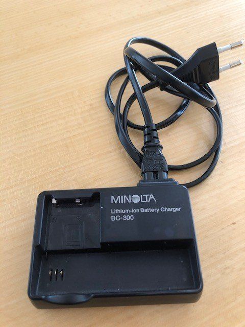 Minolta Fotocamera: Digitalkamera Minolta DiMAGE Xt – Usato da Altbüron venduto da zet_pnw5 4