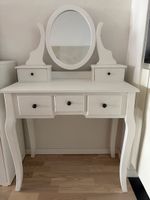 Belle coiffeuse blanche avec miroir - Schminktisch