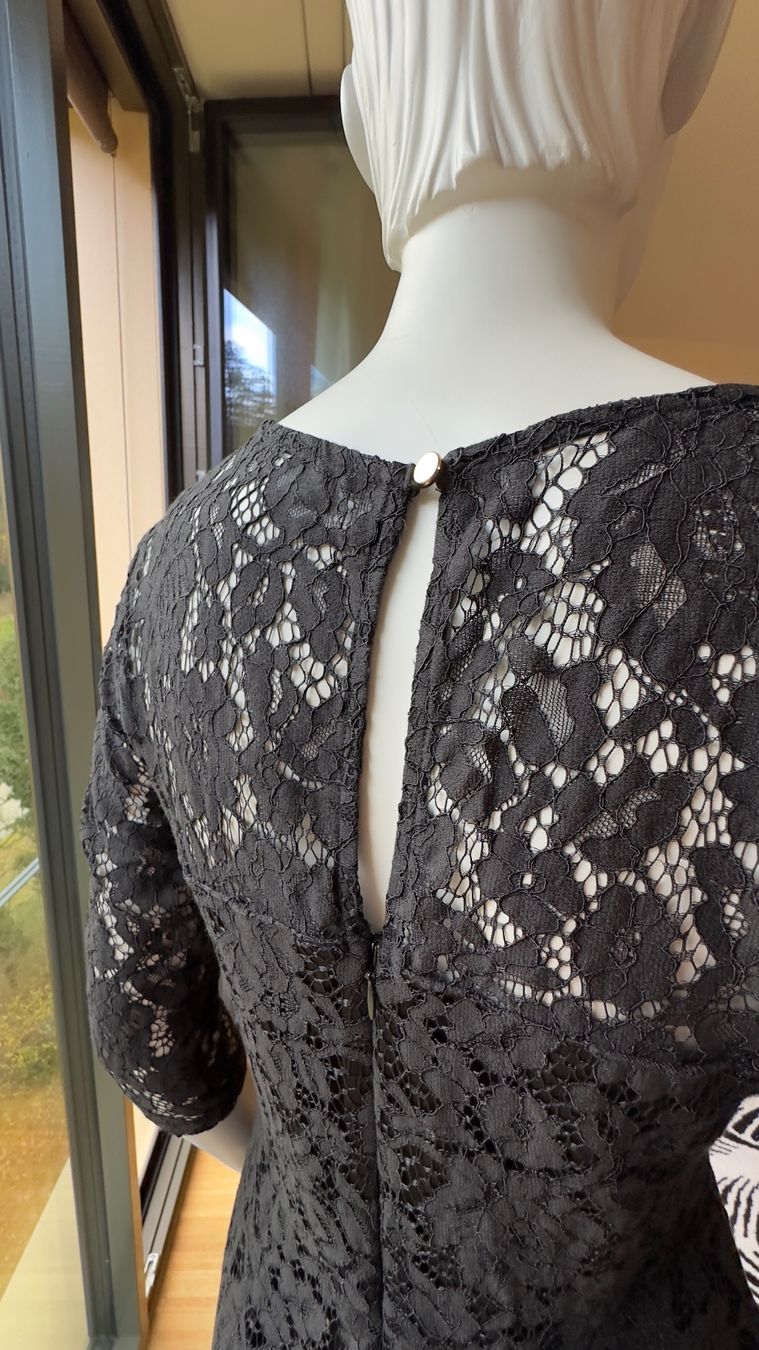 Dorothy Perkins Kleider: Dorothy Perkins Kleid – Gebraucht aus Adliswil von RicPro 3