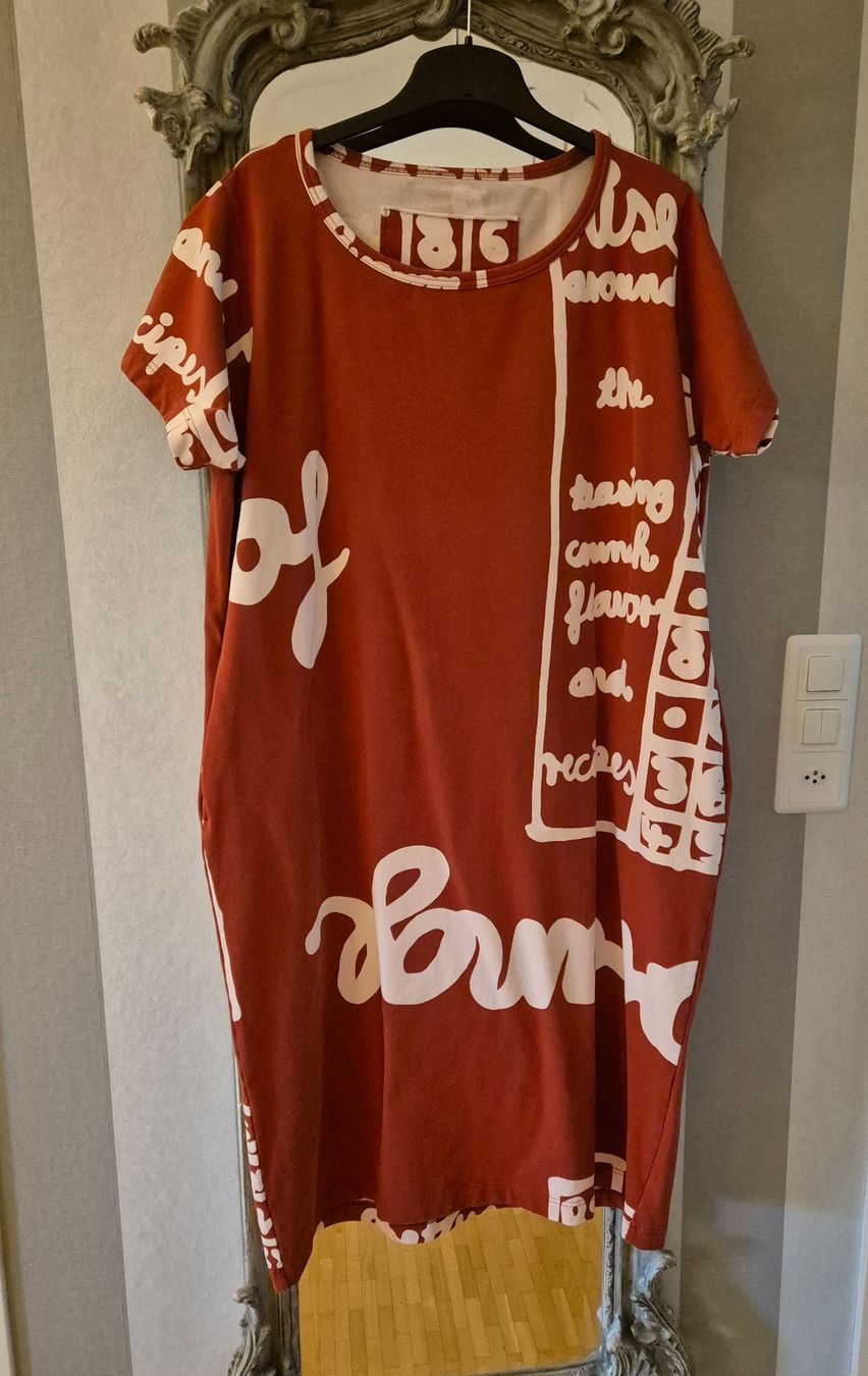 Rundholz Vestiti: Rundholzkleid mit Print Gr. S Oversize – Nuovo (secondo la descrizione) da Tagelswangen venduto da GABGABFI