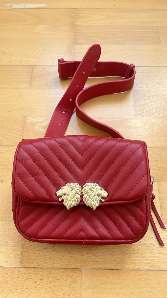 Zara Taschen für Damen: Gürteltasche Rot Zara – Gebraucht aus Kilchberg ZH von asrael02