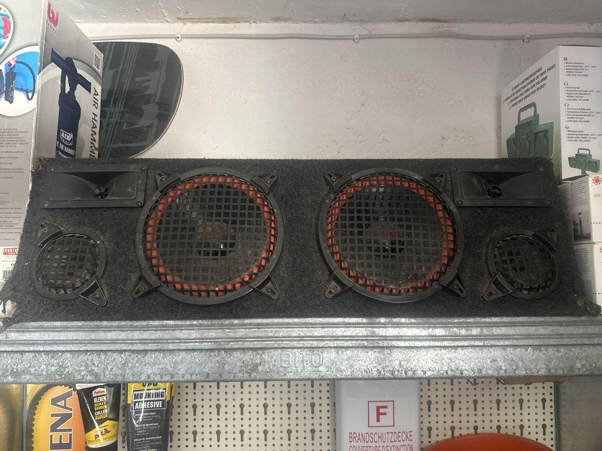 Casse acustiche: Car audio shelf speaker system double driver used – Usato da Elsau venduto da MANWITHVAN