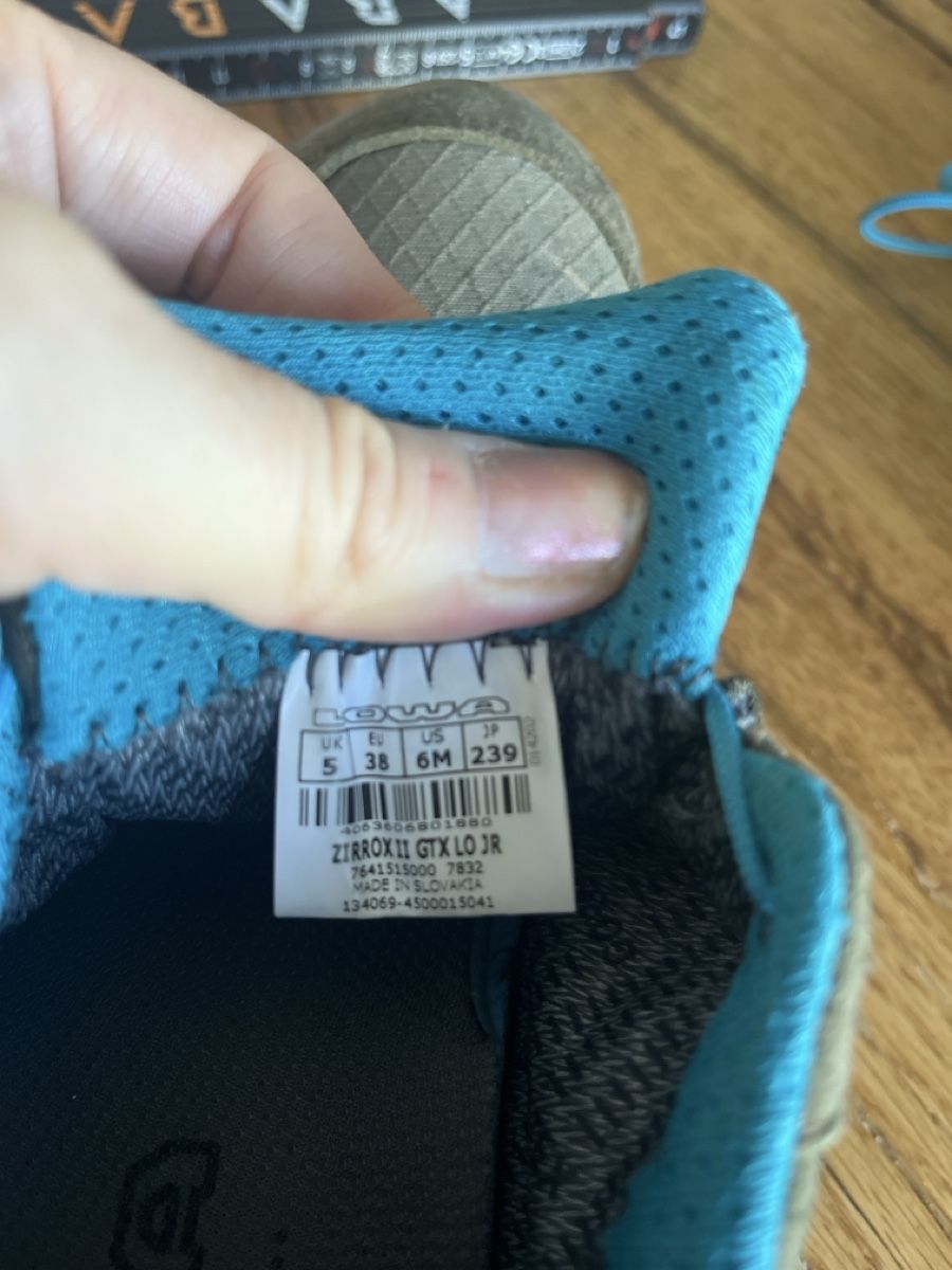 Lowa Chaussures garçon: Wanderschuhe Lowa Gore-Tex 38 – D'occasion à Detligen par Carina_1981 4