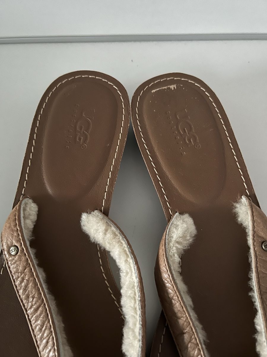 Ugg Scarpe da donna: Ugg Flip Flop Leder Neu Gr.40 – Nuovo (secondo la descrizione) da zürich venduto da kira.jj 1