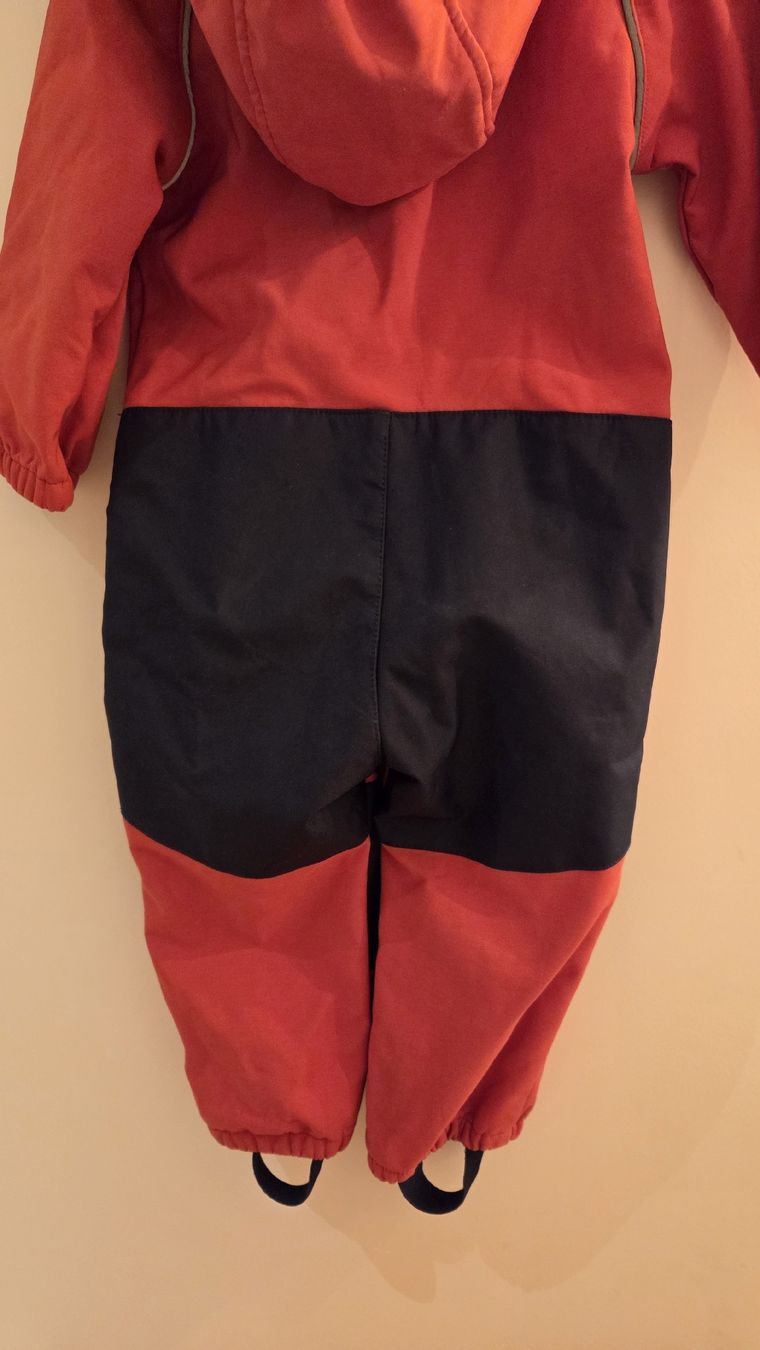 Completi: Tchibo Overall Softshell Einteiler rot Grösse 86-92 – Usato da Winterthur venduto da NeM 4