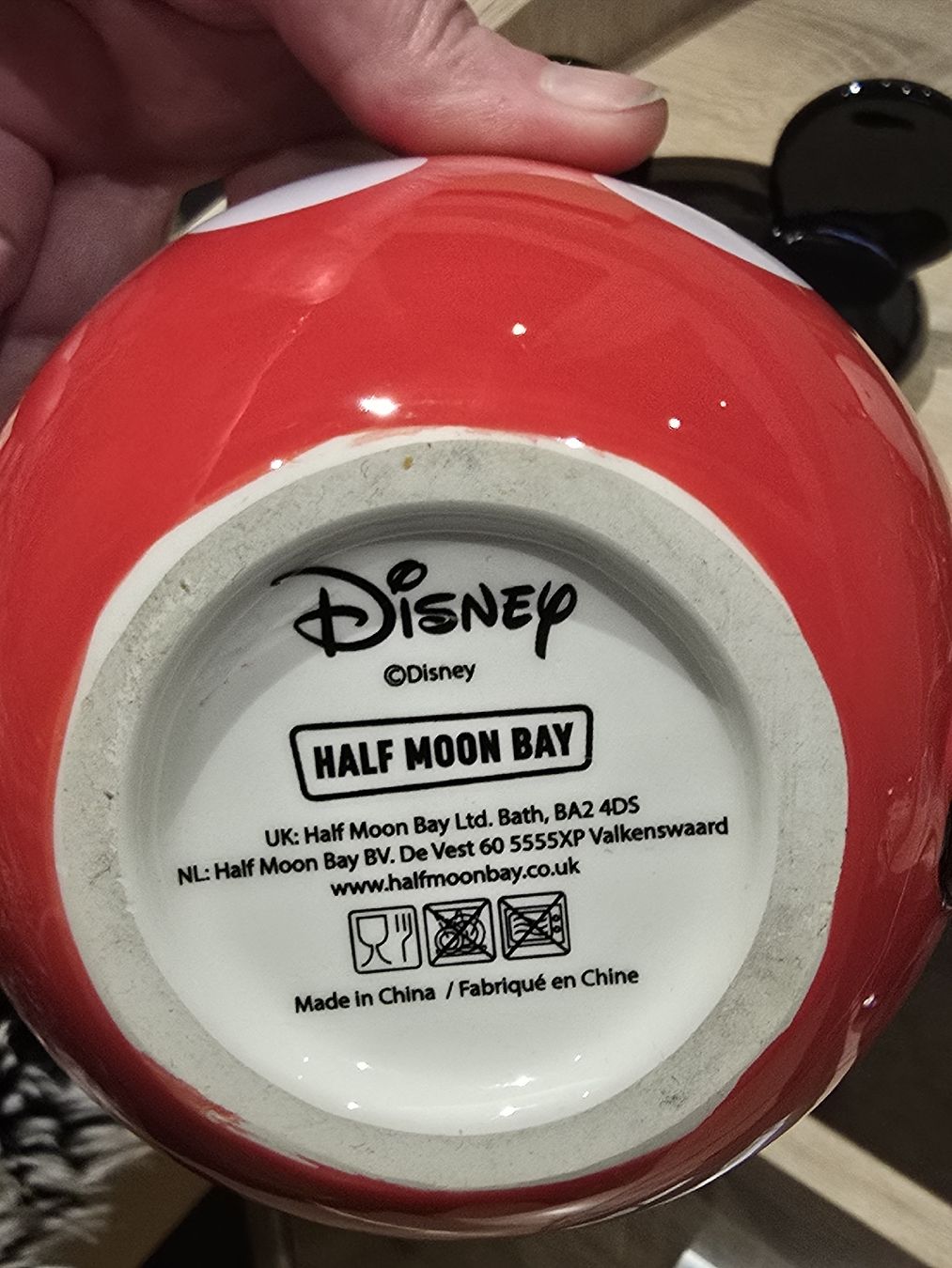 Disney Tazze: Mickey Mouse Tasse mit Deckel – Nuovo (secondo la descrizione) da Winterthur venduto da Rumpunzelchen 2