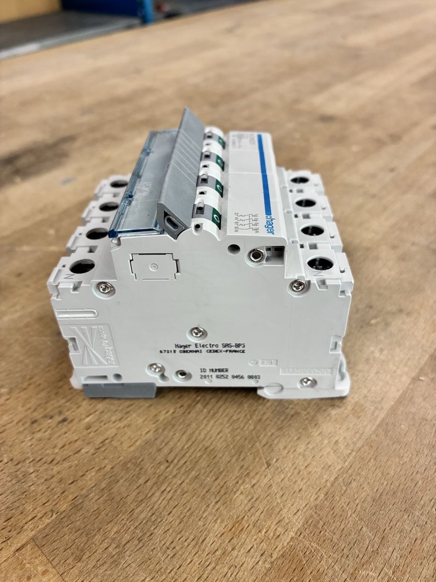 Hager Componenti elettronici: Hager LS/C 20A – Nuovo (secondo la descrizione) da Mettmenstetten venduto da Cme.B 4