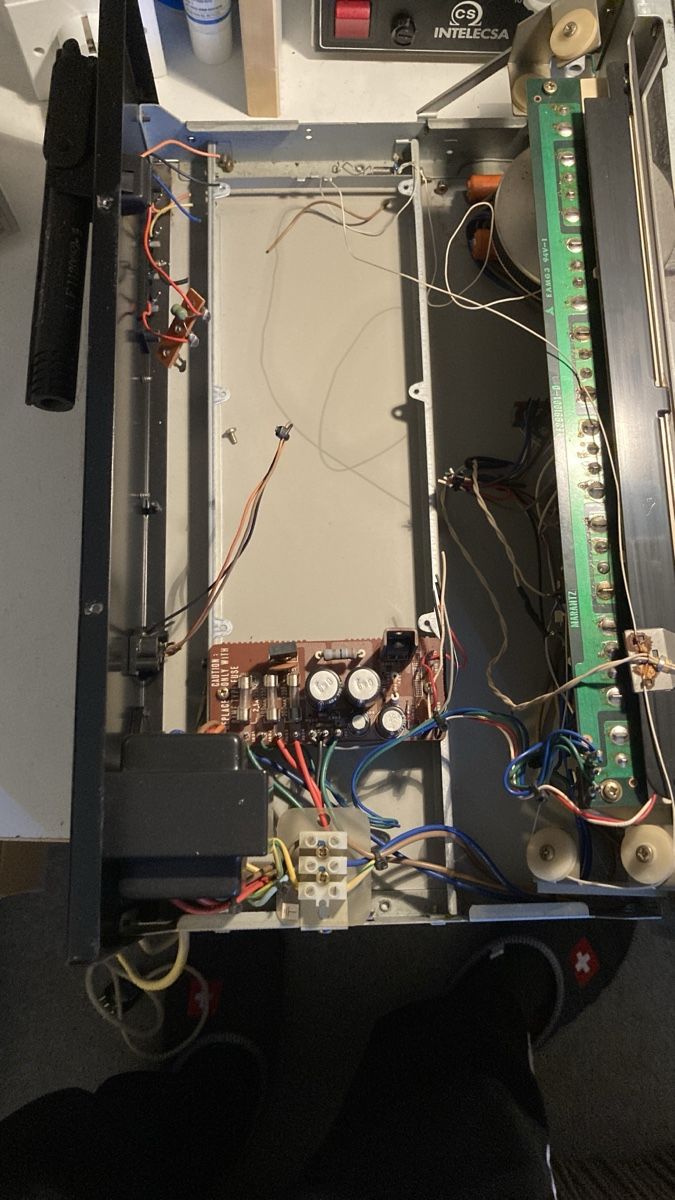 Marantz Amplificatori: Marantz Model 2100 Defekt – Difettoso da Chevenez venduto da Electro-Rick 3