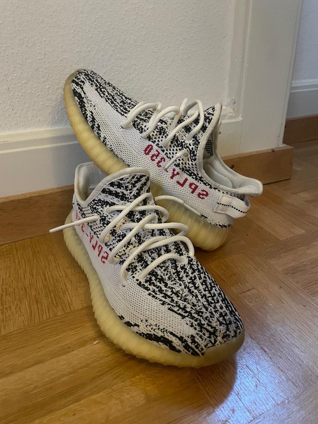 Adidas Scarpe da uomo: Soulier Adidas Yeezy Boost 350 taille 38 – Usato da Fribourg venduto da geolutin