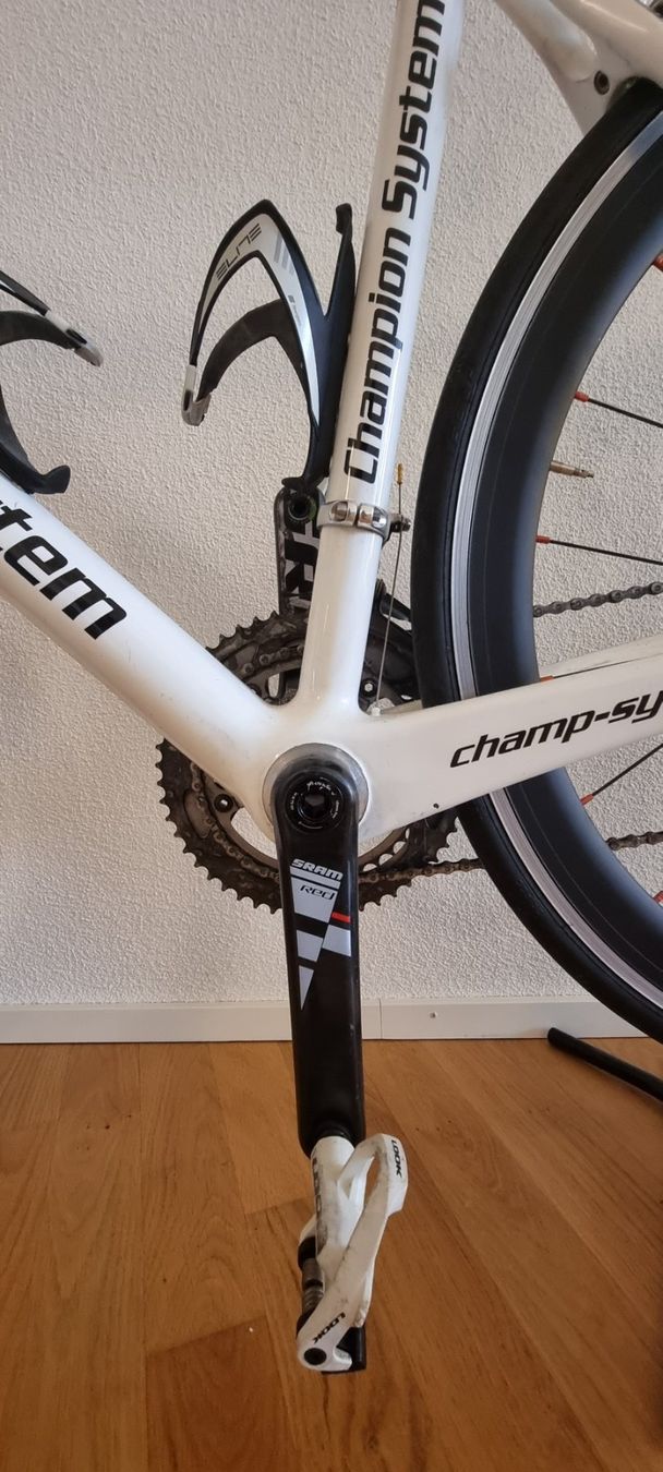 Felt Biciclette: Vélo de route en carbone – Usato da Dübendorf venduto da app_6b2j 4
