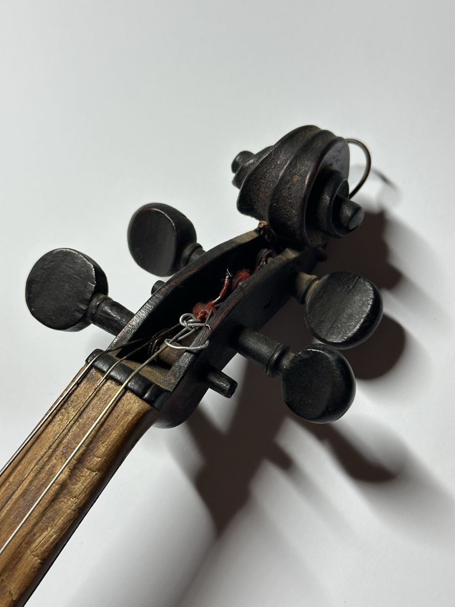 Strumenti musicali: Old Violin – Difettoso da Zürich venduto da RatsTreasure 2