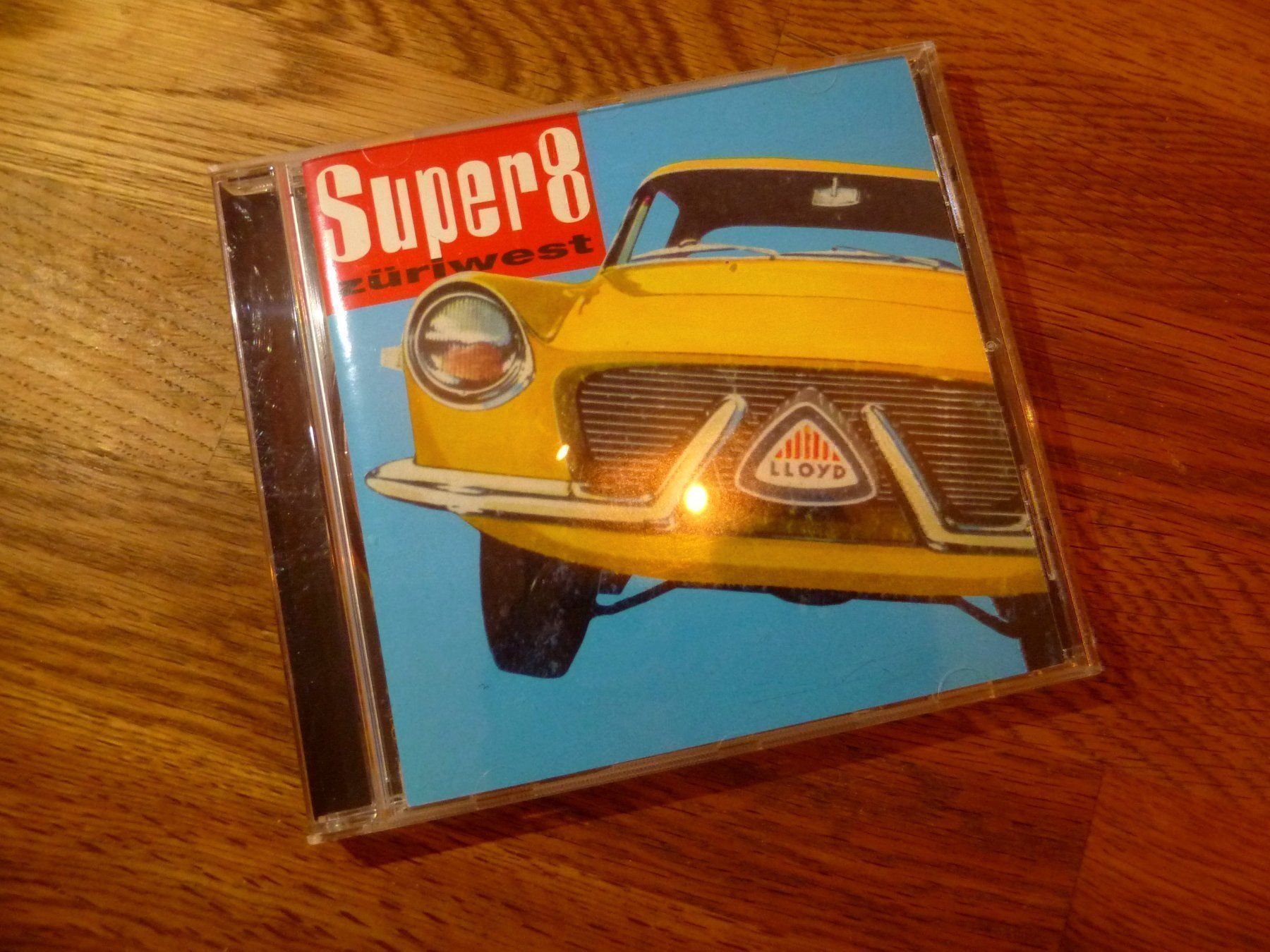 CD: Züri West SUPER 8 CD 01.03.1999 – Usato da Hochfelden venduto da swissice