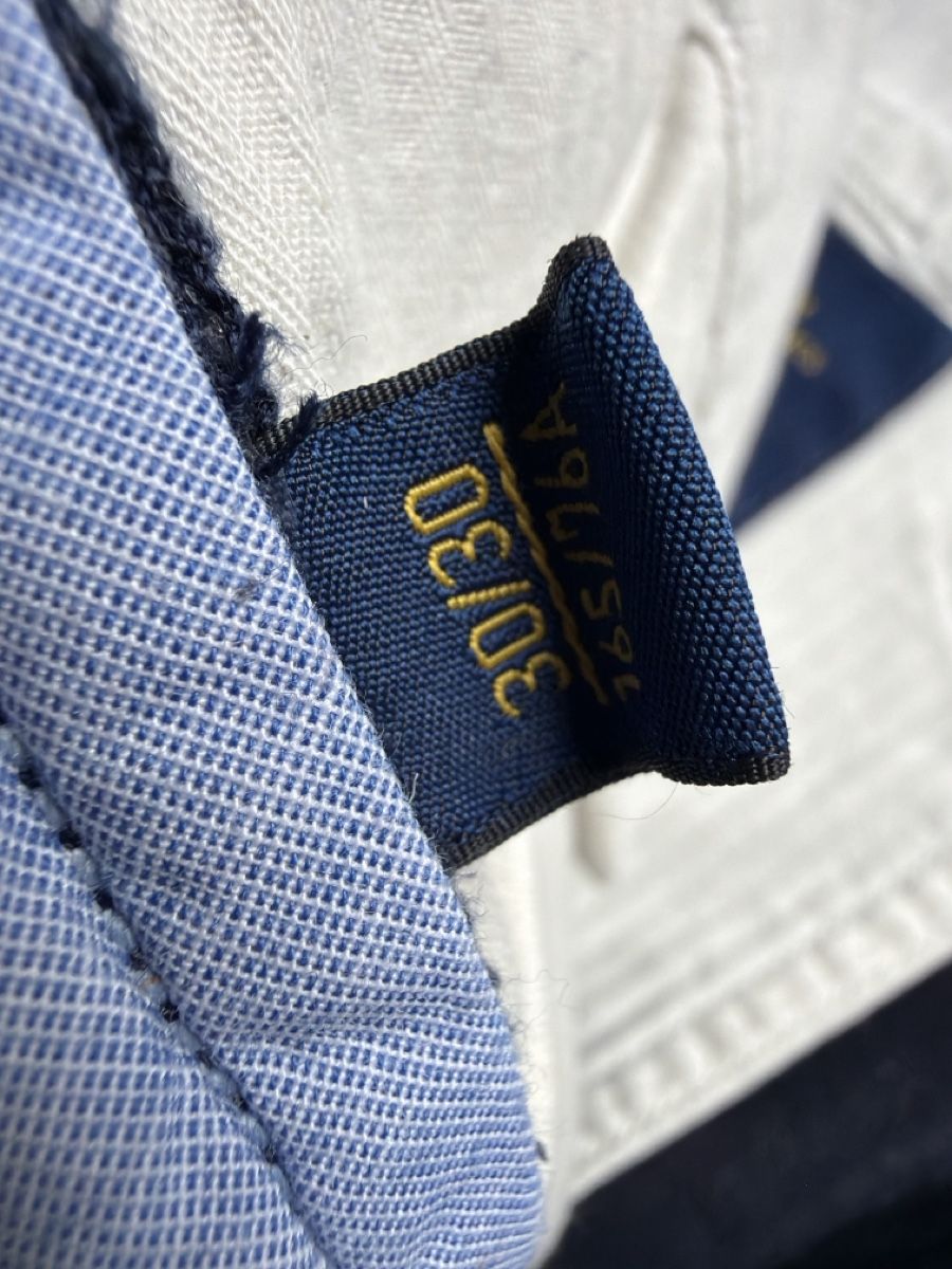 Ralph Lauren Pantaloni: Ralph Lauren blue chino 30/30 – Nuovo (secondo la descrizione) da Mont-sur-Lausanne venduto da sashwindow 5
