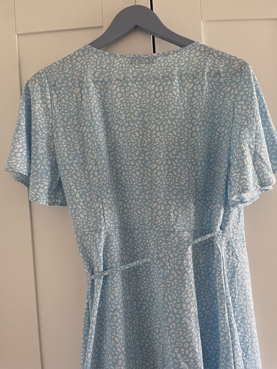 Shein Vestiti: Sommerwickelkleid Gr. L/XL Blau mit Muster – Nuovo (secondo la descrizione) da HORGEN venduto da paris007 4