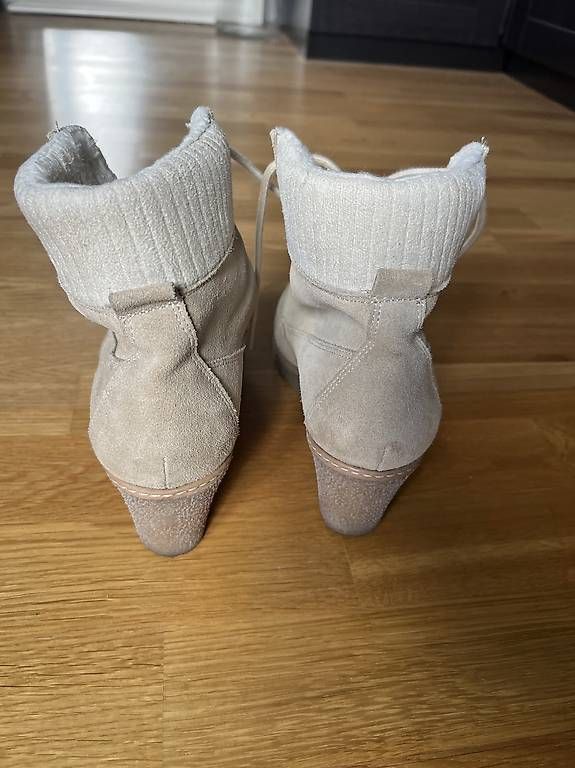 Scarpe da donna: Damen-Winterstiefel beige Grösse 42 – Usato da Zürich venduto da sus_n9fj 2