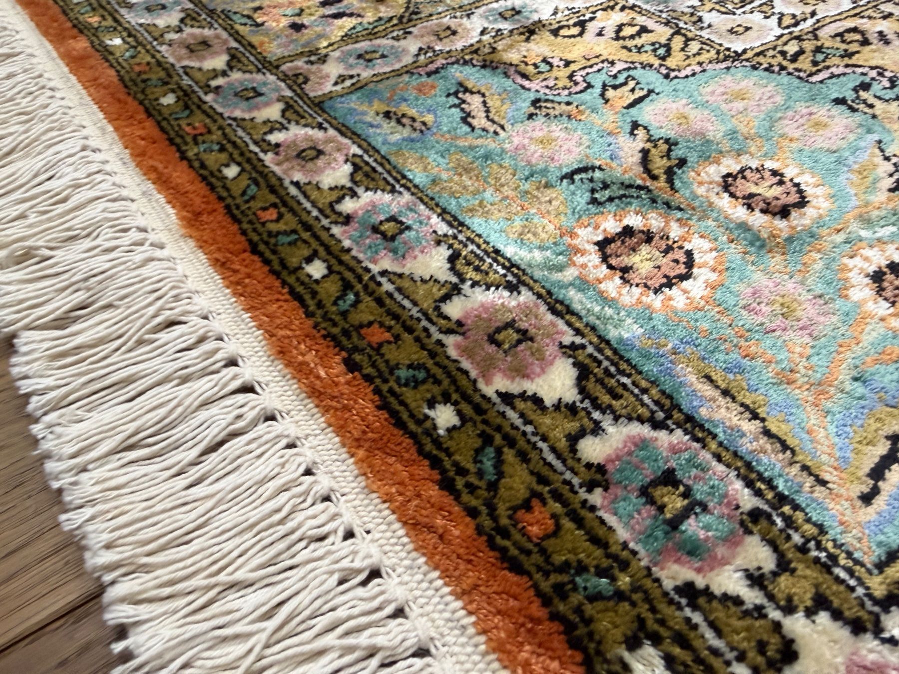Tappeti: Wunderschöner grosser handgeknüpfter Seidenteppich – Usato da Bennau venduto da Mayer_Carpets 3
