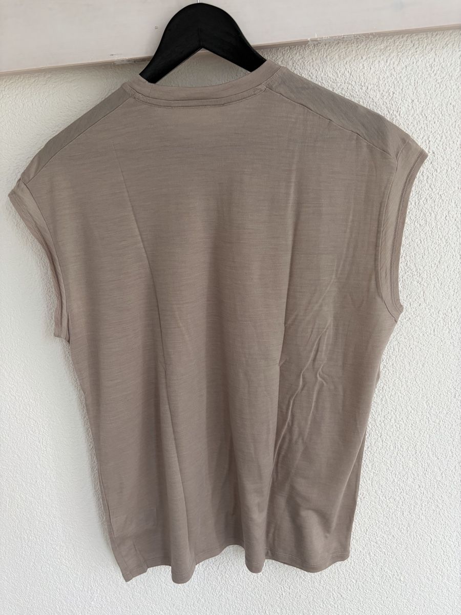 Icebreaker T-Shirts: Damen Icebreaker Shirt – Gebraucht aus Gonten von hauteli 2