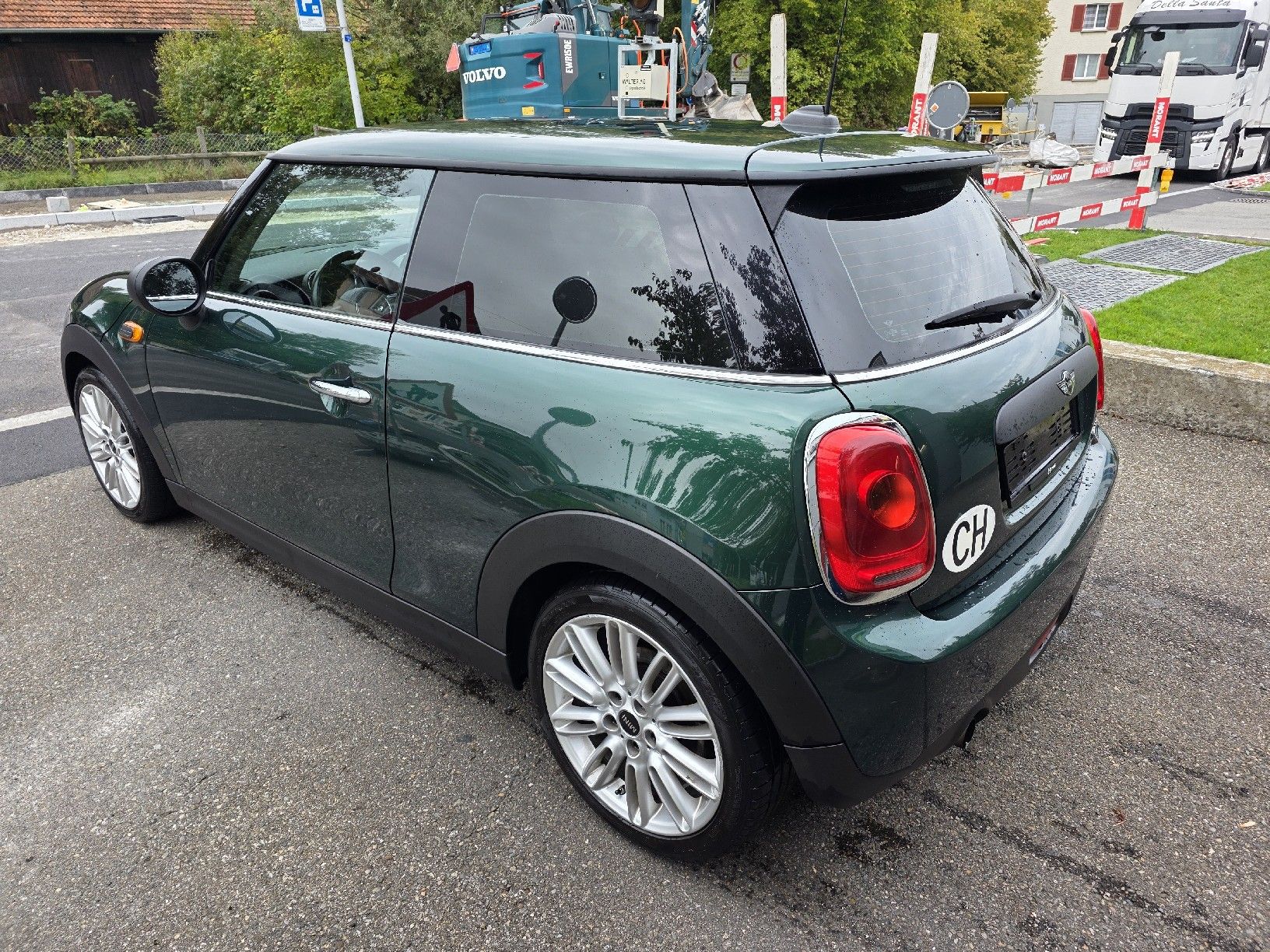 Mini Autos: MINI ONE 2016 / Eintauschfahrzeug willkommen – Gebraucht aus St. Gallen von SwissGroupImmobilien 6