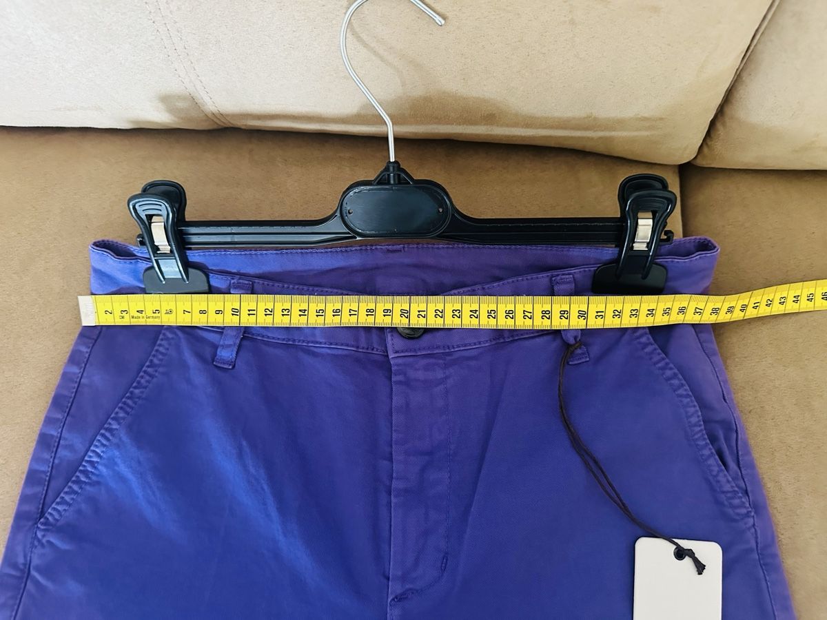 Pantaloni: Pantaloni GF MILANO viola Taglia M 97% cotone 3% elastan – Nuovo (secondo la descrizione) da Cureglia venduto da myr_9v25 3