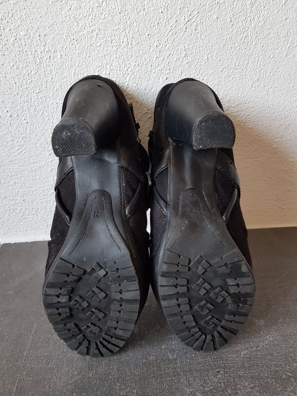 Scarpe da donna: Stiefeletten Catwalk Grösse 39 – Nuovo (secondo la descrizione) da Oberwangen TG venduto da Murmel82 1