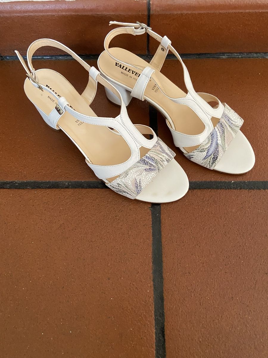 Damenschuhe: Valleverde Tamaris sandalen Grösse 39 – Gebraucht aus Arbedo von gregmccooper 2