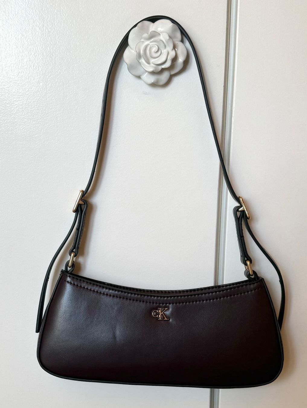 Calvin Klein Taschen für Damen: Calvin Klein Schultertasche, bordeauxrot – Gebraucht aus Eichberg von Lolapop18 3