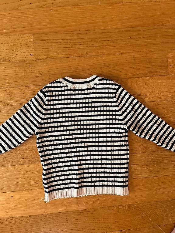 Pulls & Sweat-shirts: H&M Strickpullover / Feinstrickpullover gestreift Gr. 92  – D'occasion à Zug par BT6300 1