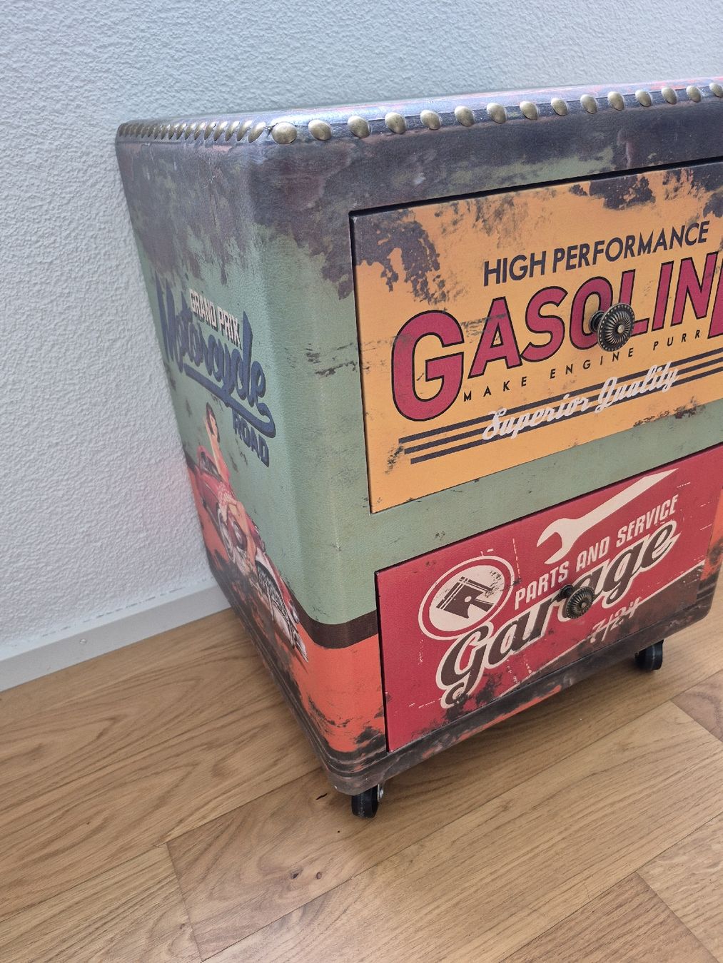 Cassettiere: Möbel Gasoline Kultmöbel Retro – Usato da Baar venduto da Nira60 2
