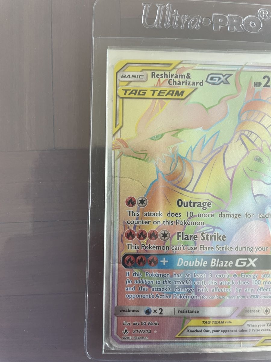 Pokémon Carte collezionabili: Rare Reshiram & Charizard GX Raibow #217 – Usato da Zürich venduto da ahorn1234 1