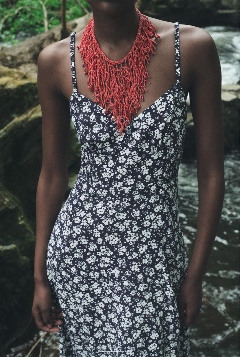 Zara Robes: Zara Sommerkleid Gr. S – Neuf avec emballage d'origine à Wetzikon ZH par tuna83