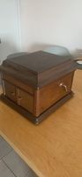 Ein Plattenspieler Thorens,