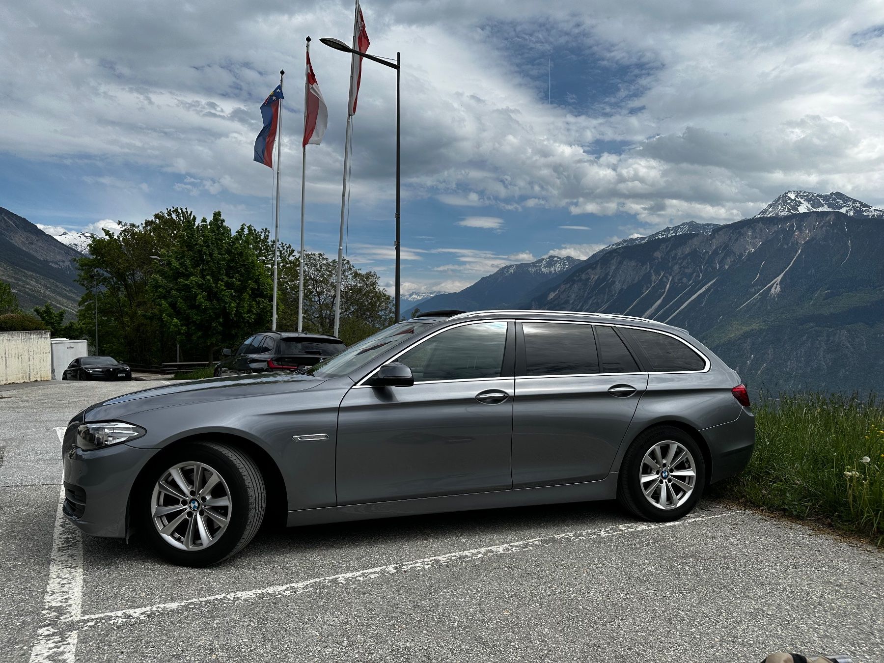 BMW 520d Touring xDrive Luxury Line Steptronic. CarPlay ... (Gebraucht ...