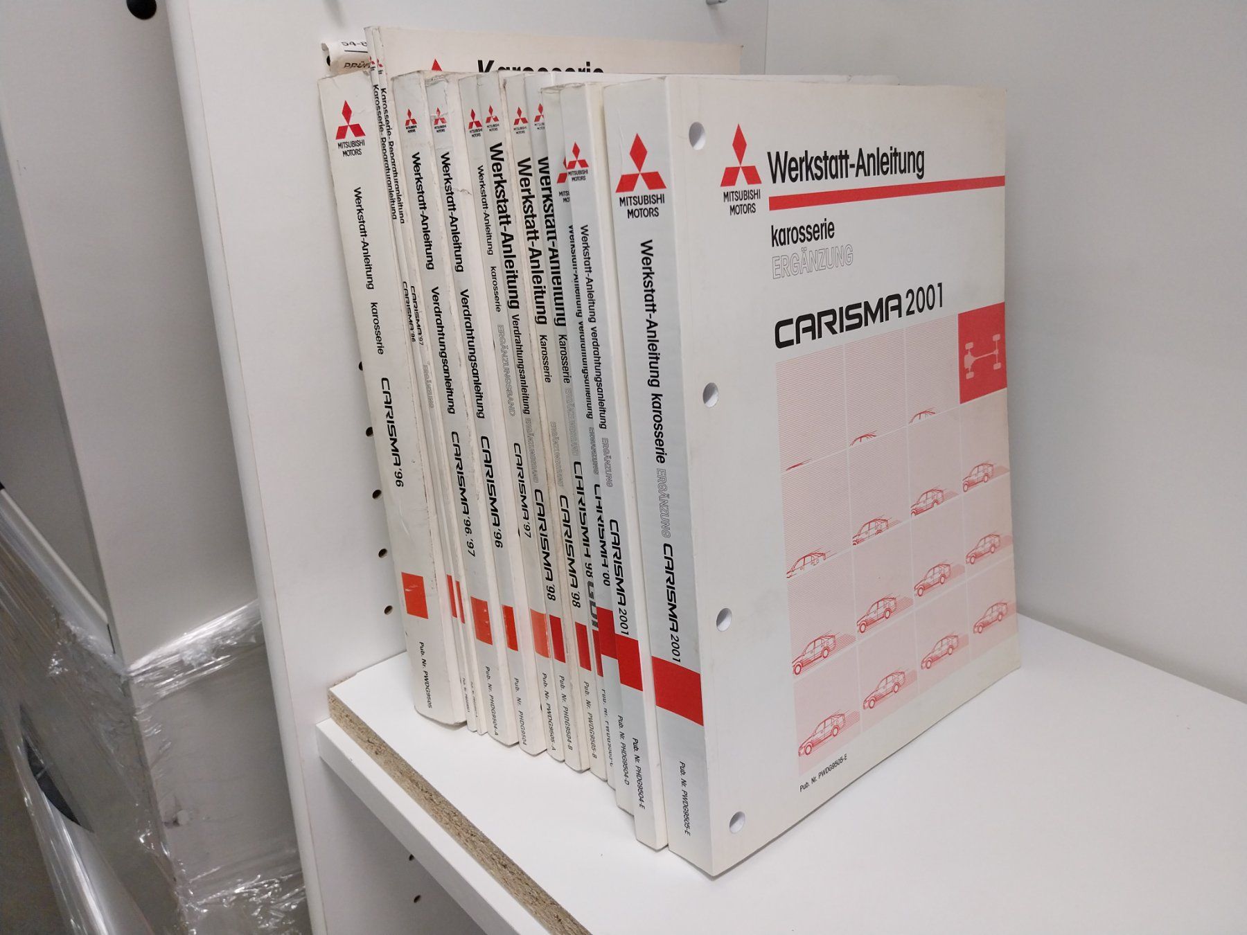Mitsubishi Documenti: Mitsubishi Carisma Werkstatthandbücher – Usato da Weingarten-Kalth venduto da Bettelbruenneli 2
